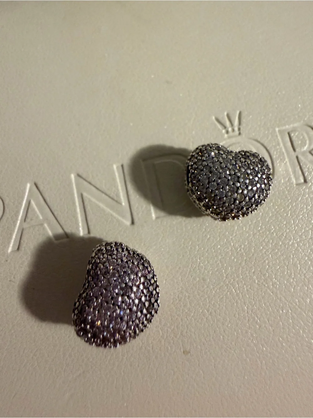 Pandora Sparkling Clear Pave Heart Clips